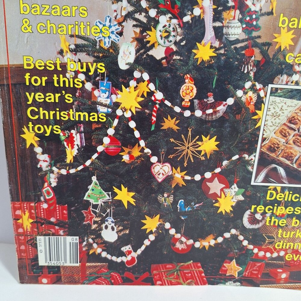 Family Circle Christmas Helps Magazine 1982 Holiday Ideas & Recipes Vintage - Picture 6 of 15